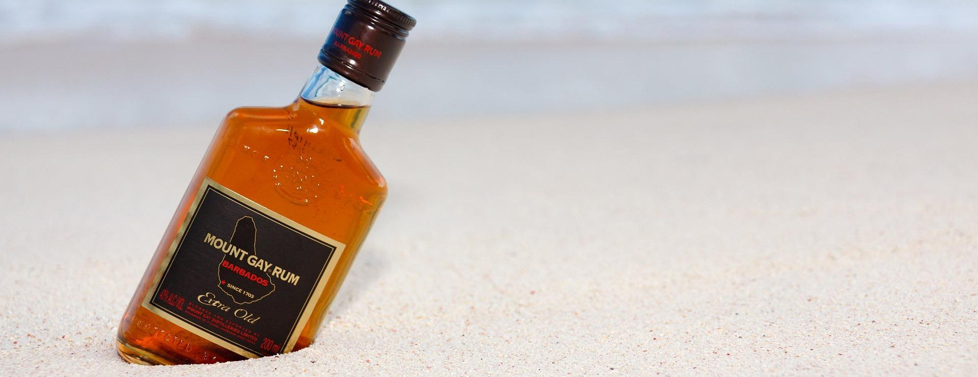 Liquor Store -Liquor Store water 69742 1920